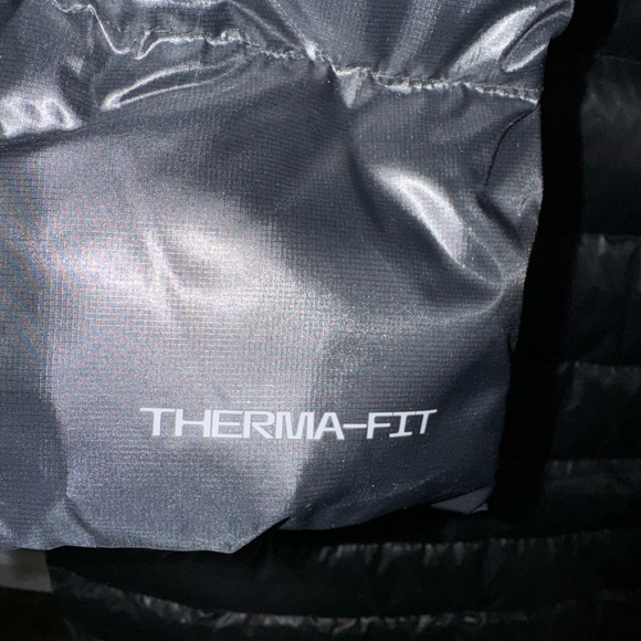 NWOT Nike Therma-Fit down puffer coat - Picture 5 of 6